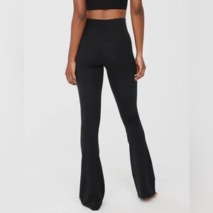 Aerie Real Me High Rise Black Boot Cut Flare Pants Leggings Size M NWOT